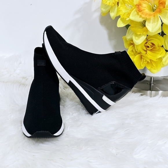 Michael by Michael Kors Skyler Stretch-Knit Sock Sneaker size 10 - Picture 1 of 10